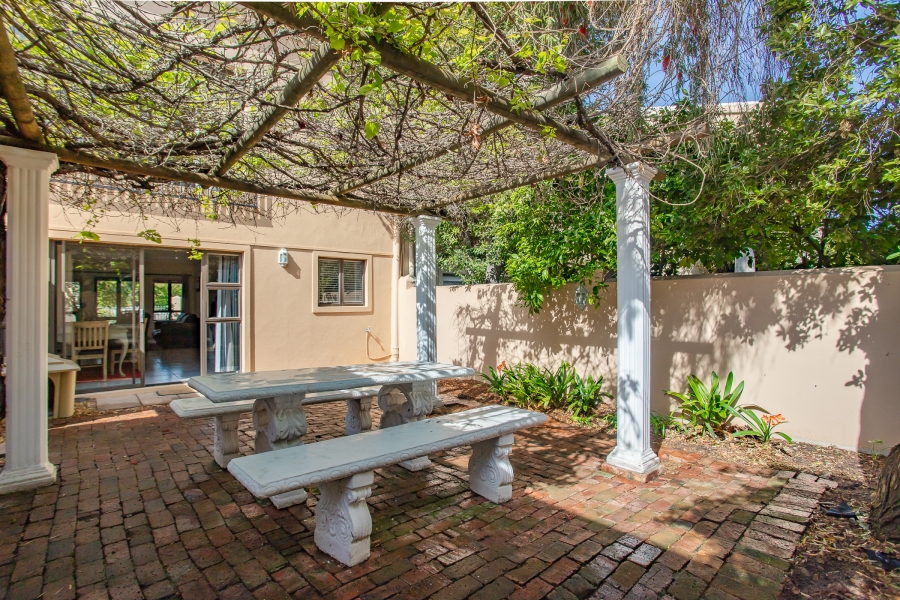 2 Bedroom Property for Sale in Franschhoek Western Cape
